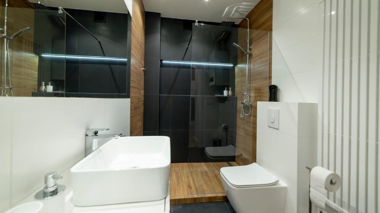 Apartament By The Way Breslávia Exterior foto